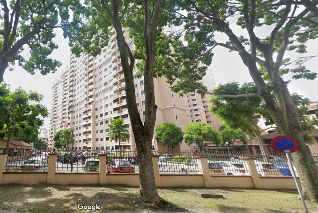 Cengal Condominium gallery image 2