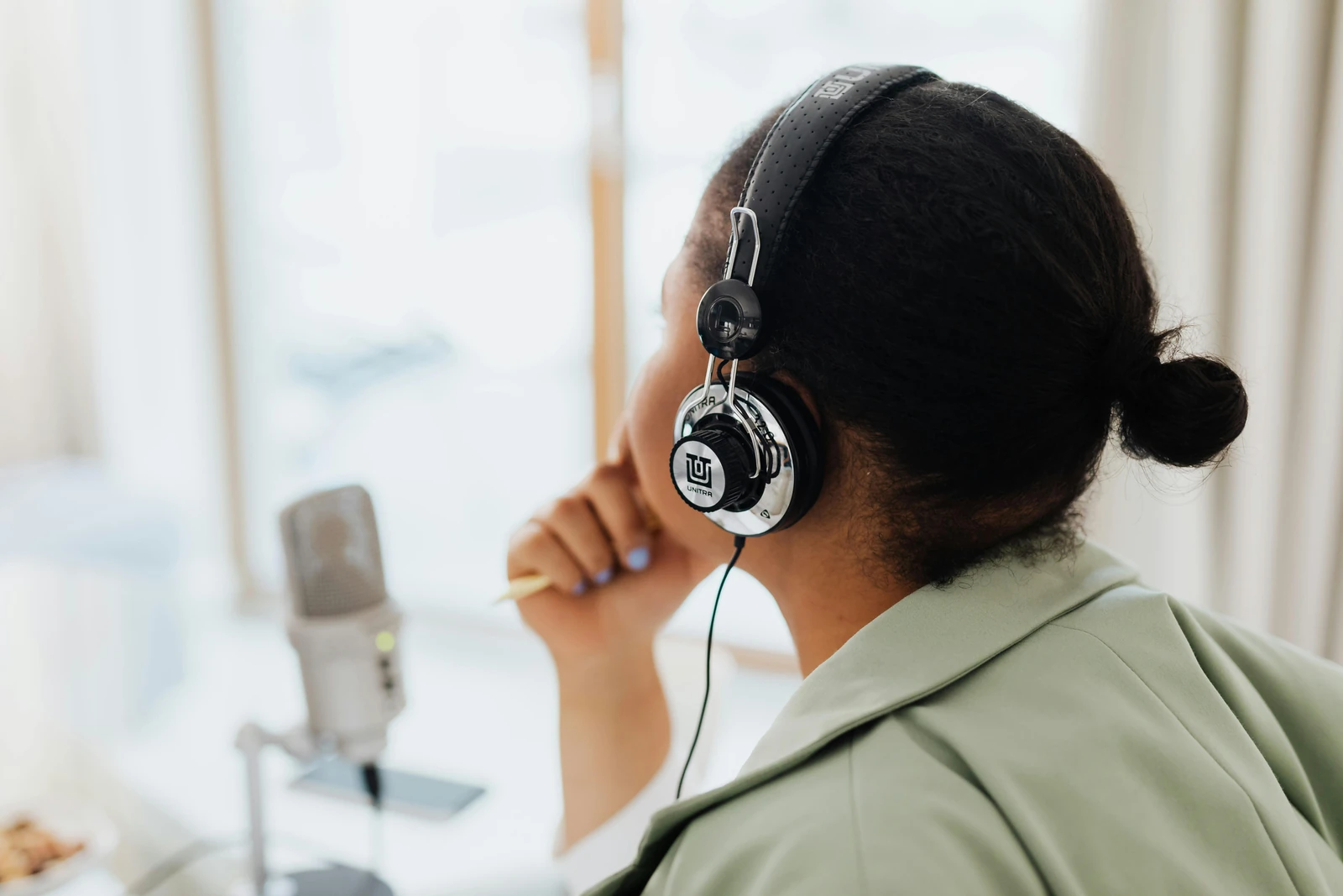 5 best Mandarin listening apps 2026 — detailed review · MonChinese